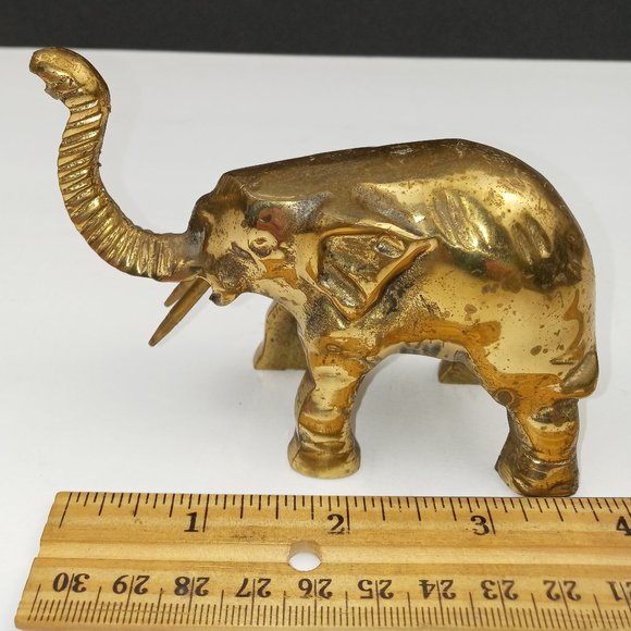 Vintage Brass Lucky Elephant Hearth Desktop Paperweight Trunk Raised Up 3" - Picture 6 of 6